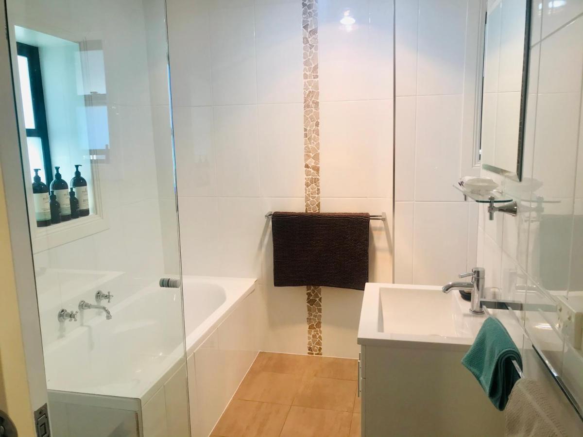 Cornelias Cottage Mount Gambier Central Екстер'єр фото
